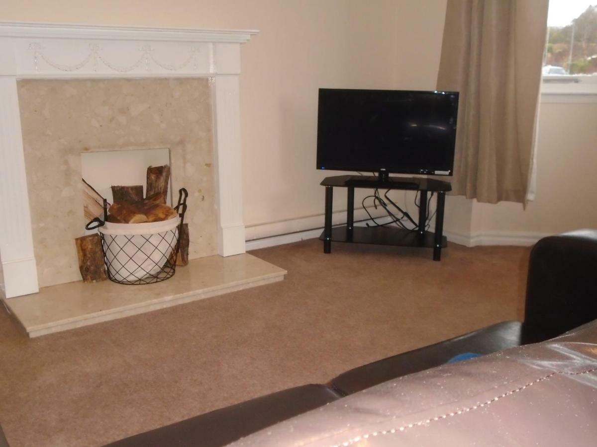 Clydebank Apartment กลาสโกว์ ภายนอก รูปภาพ