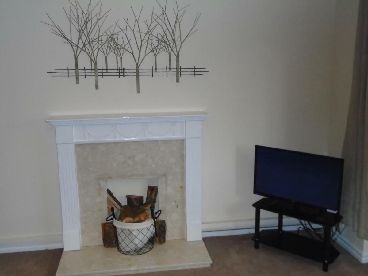 Clydebank Apartment กลาสโกว์ ภายนอก รูปภาพ
