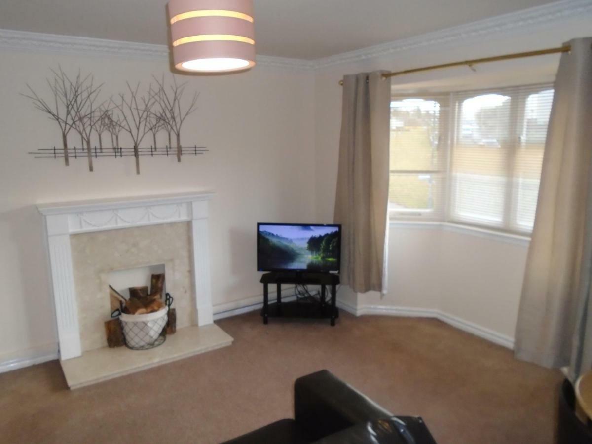 Clydebank Apartment กลาสโกว์ ภายนอก รูปภาพ